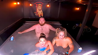 Kendra Heart Et Misty Meaner Dans Un Trio Chaud Avec 2 Filles