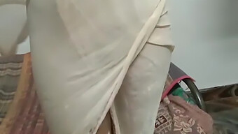 Una Chica Caliente Se Masturba Y Se Corre En Este Video Caliente