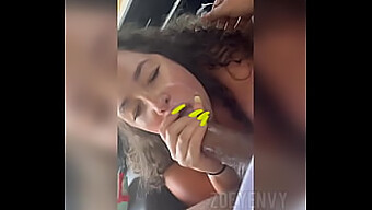 Milf Peituda Faz Um Boquete E Leva Gozada Na Cara